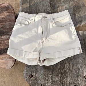 SUPER HIGH-RISE ROLLED UP CUFF SHORTS